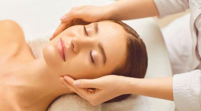 4 lợi ích khi đưa massage mặt vào quy trình chăm sóc da
