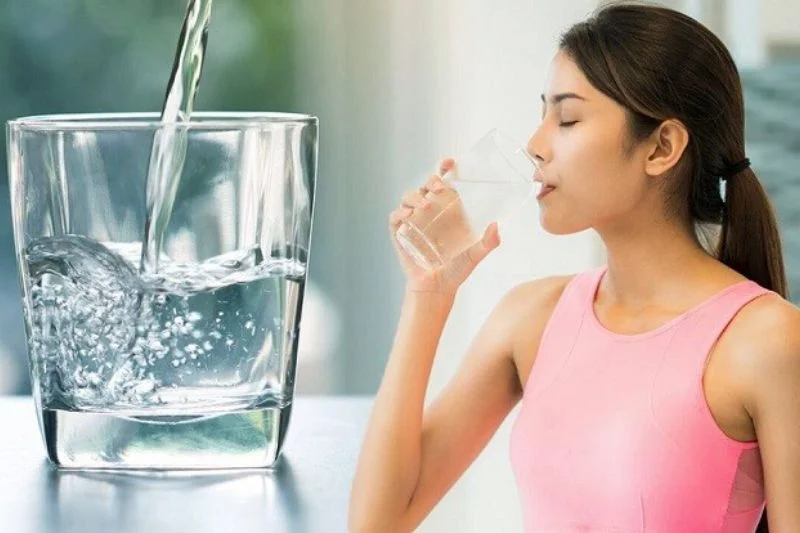 Không chỉ tốt cho sức khỏe, nước còn mang lại nhiều lợi ích đối với làn da