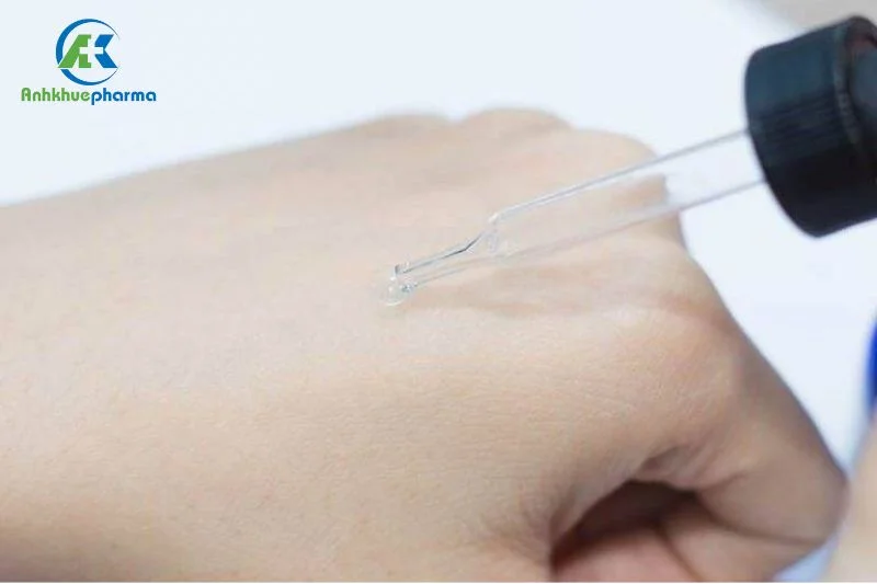 Đa phần Retinoids được sử dụng dưới dạng các sản phẩm bôi thoa tại chỗ
